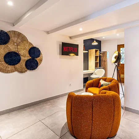 Apartmán Ecrin Au Calme, Terrasse & Parking,