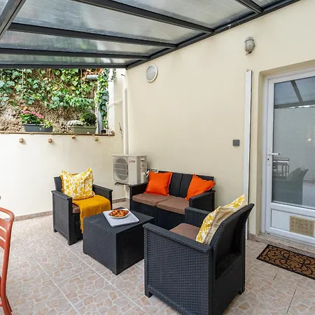 Apartmán Ecrin Au Calme, Terrasse & Parking, Nice